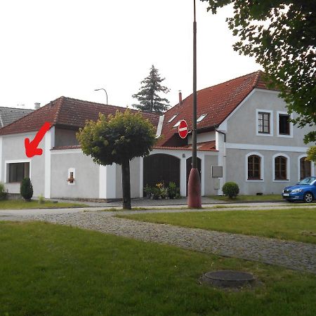Soběslav Apartman Pod Hradem מראה חיצוני תמונה